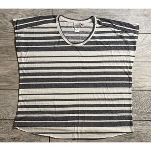 Livy Lu Boutique brand Gray White Stripe casual short sleeve oversize shirt sz M
